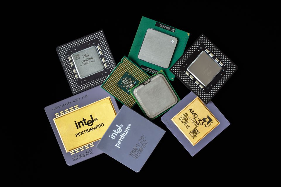 (Free) Intel: 1Q22 - Short-Term Uncertainty, Long-Term Clarity